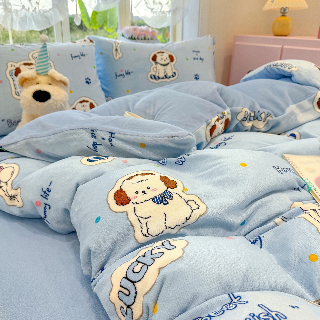 91家纺网 家纺一手货源 找家纺 枋梢家纺 2025新款加厚牛奶绒保暖四件套 幸运小狗