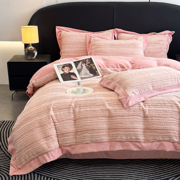 九花鹿 2025新款380克宽边丹麦皮草绒四件套-波纹系列 波纹-梦境粉