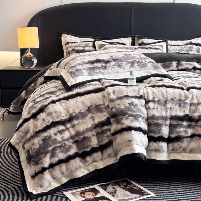 （总）九花鹿 2025新款380克宽边丹麦皮草绒四件套-维也纳系列