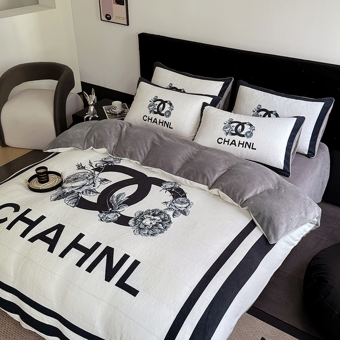 91家纺网 家纺一手货源 找家纺 （总）摩卡（乐趣） 2025新款牛奶绒大版数码印花四件套