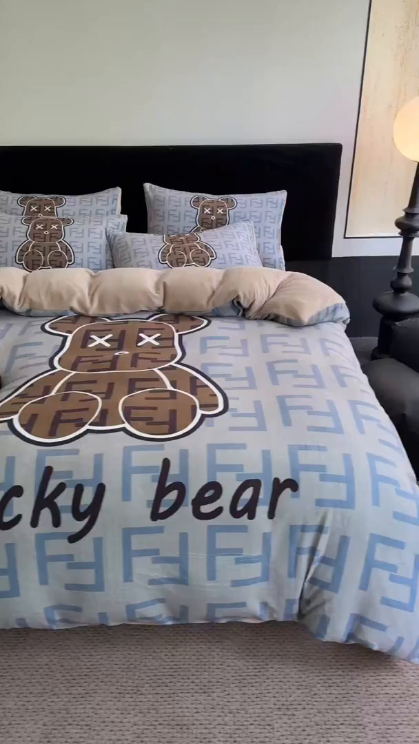 91家纺网 家纺一手货源 找家纺 摩卡（乐趣） 2025新款牛奶绒大版数码印花四件套 咔芬