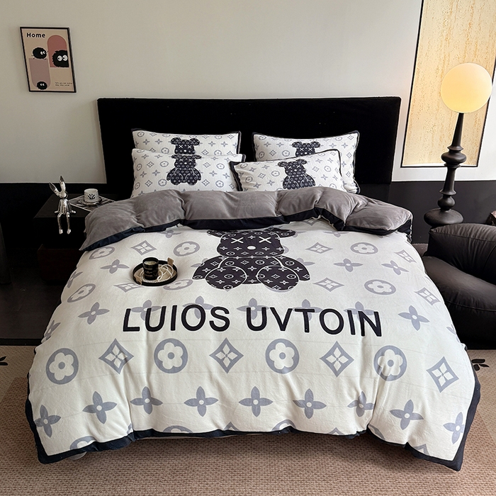 摩卡（乐趣） 2025新款牛奶绒大版数码印花四件套 熊仔白