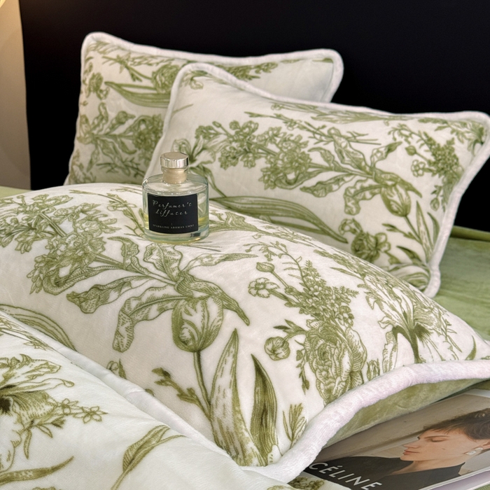 91家纺网 家纺一手货源 找家纺 诺梵2025新款牛8斤奶绒印花包边四件套铃兰花香-绿