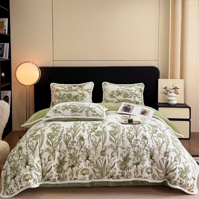 91家纺网 家纺一手货源 找家纺 诺梵2025新款牛8斤奶绒印花包边四件套铃兰花香-绿