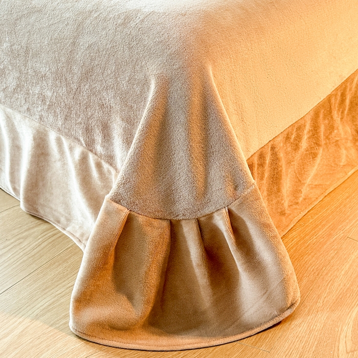 91家纺网 家纺一手货源 找家纺 诺梵2025新款牛8斤奶绒印花包边四件套伊芙琳