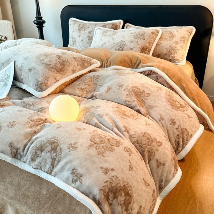 91家纺网 家纺一手货源 找家纺 诺梵2025新款牛8斤奶绒印花包边四件套伊芙琳