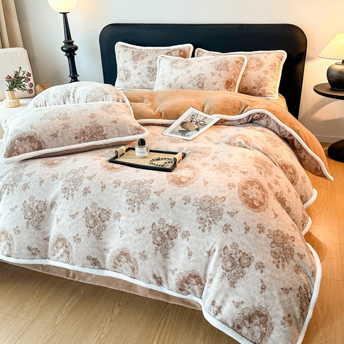 91家纺网 家纺一手货源 找家纺 诺梵2025新款牛8斤奶绒印花包边四件套伊芙琳