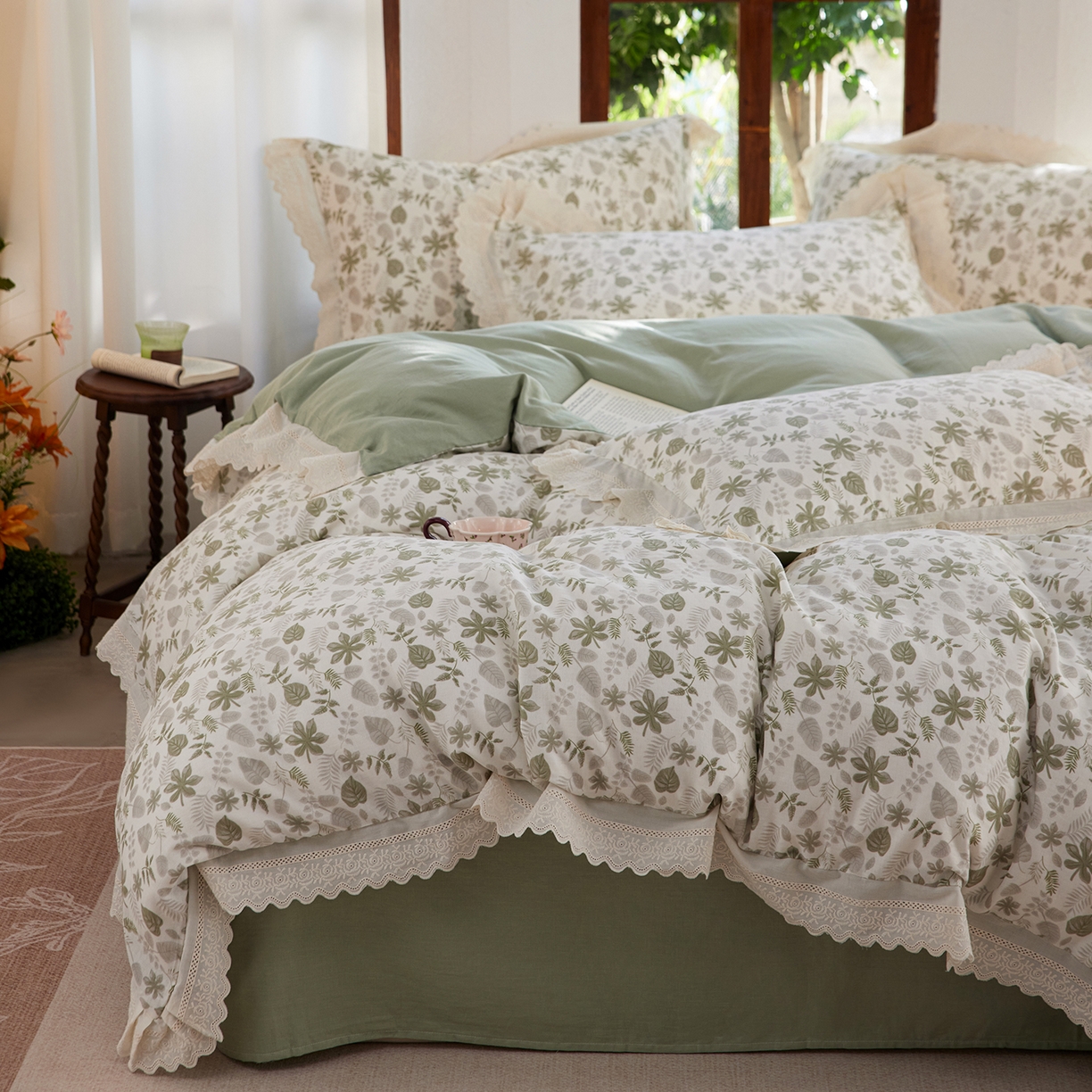 91家纺网 家纺一手货源 找家纺 清雅福 2026春夏新品韩版全棉双层纱镂空花边系列四件套 芊叶