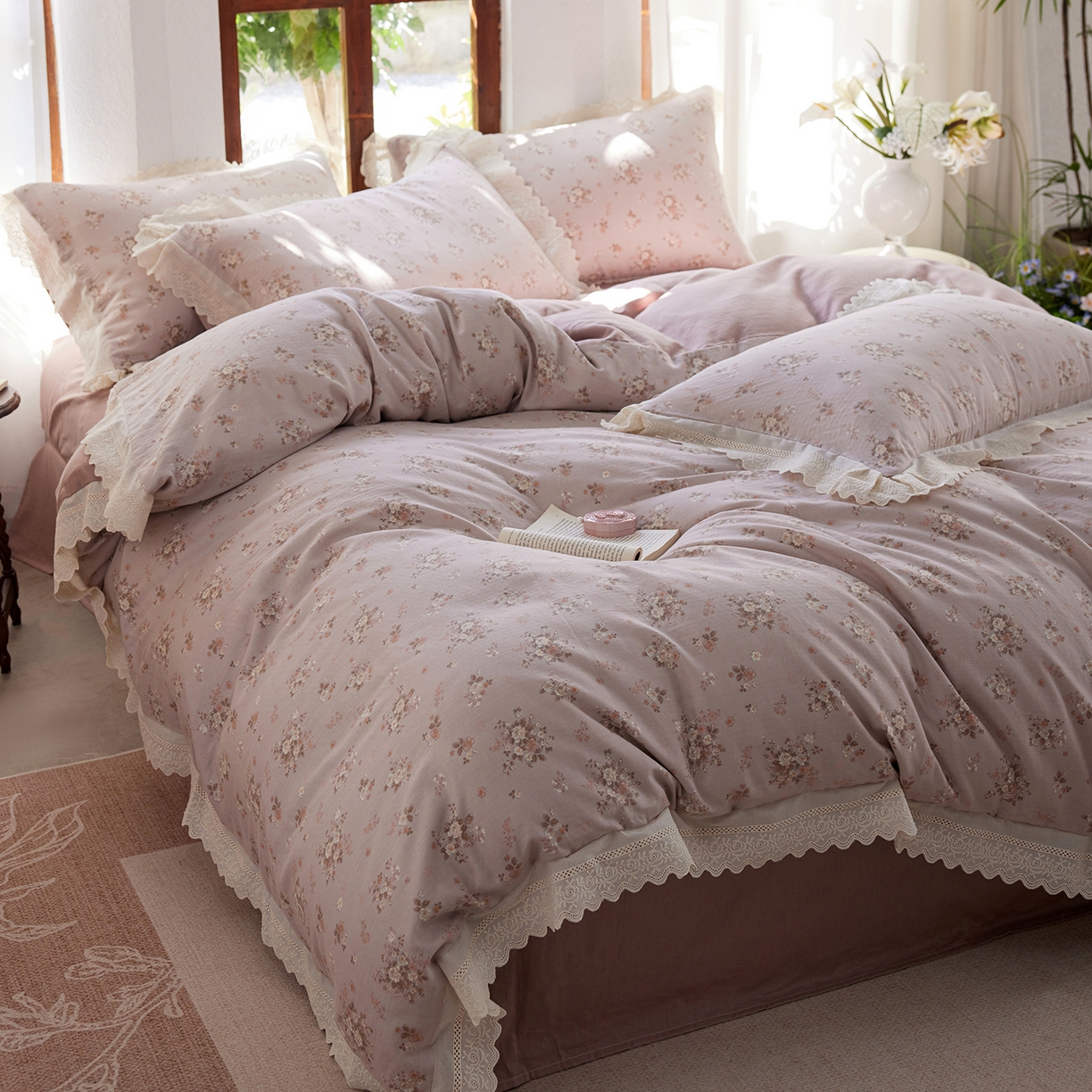 91家纺网 家纺一手货源 找家纺 清雅福 2026春夏新品韩版全棉双层纱镂空花边系列四件套 落日余晖