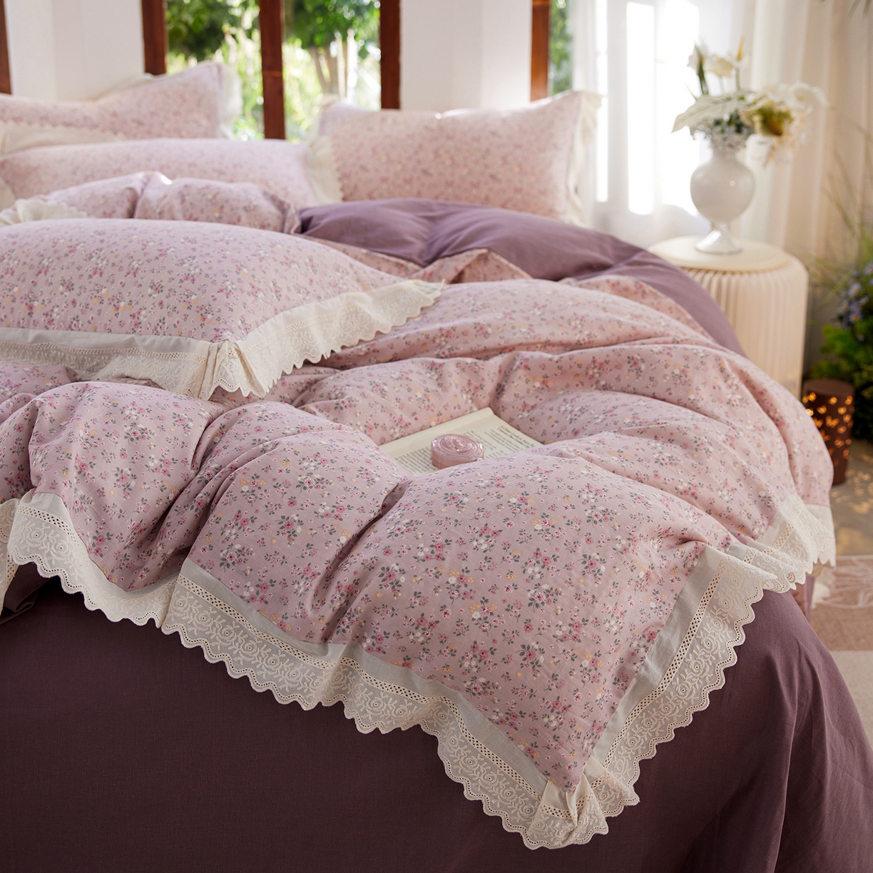 91家纺网 家纺一手货源 找家纺 清雅福 2026春夏新品韩版全棉双层纱镂空花边系列四件套 蔷薇花园