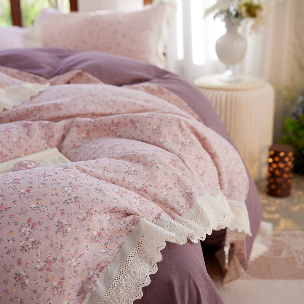 91家纺网 家纺一手货源 找家纺 清雅福 2026春夏新品韩版全棉双层纱镂空花边系列四件套 蔷薇花园