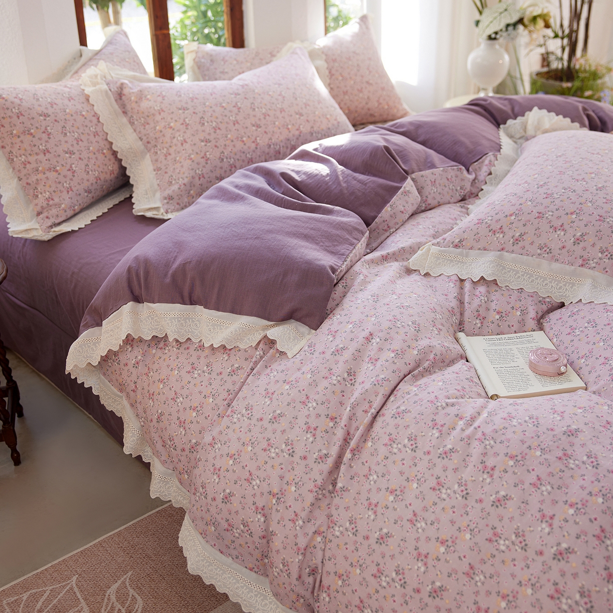 91家纺网 家纺一手货源 找家纺 清雅福 2026春夏新品韩版全棉双层纱镂空花边系列四件套 蔷薇花园