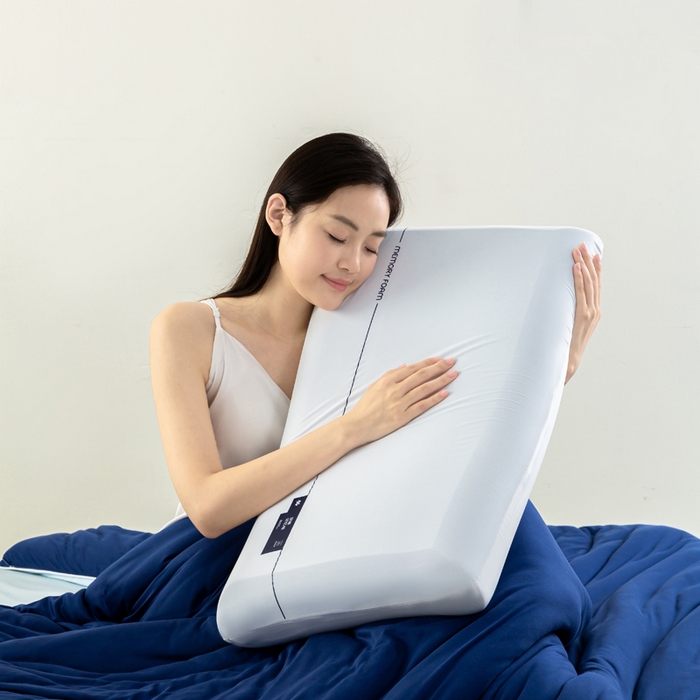 91家纺网 家纺一手货源 找家纺 （总）秋泽家纺 2025新款三芯深睡护颈记忆枕