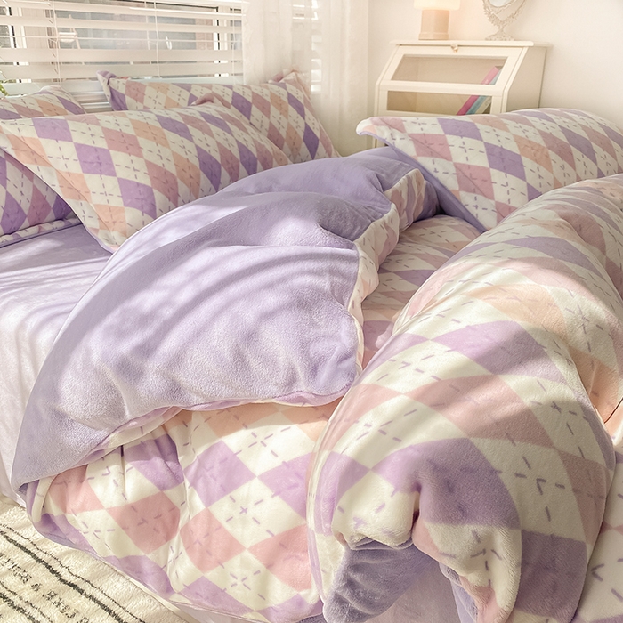 91家纺网 家纺一手货源 找家纺 （总）瑞莱 2025新款A类200克高克重秋冬印花牛奶绒四件套-卡通系列