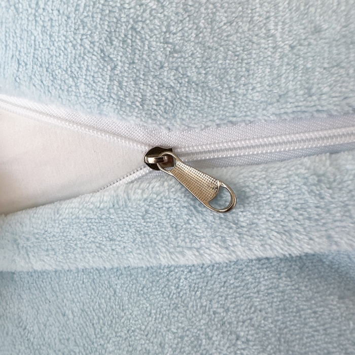 91家纺网 家纺一手货源 找家纺 苹果星家纺 2025新款230克全工艺轻奢简约撞色拼接酒店风绣花四件套 曼德拉-浅蓝