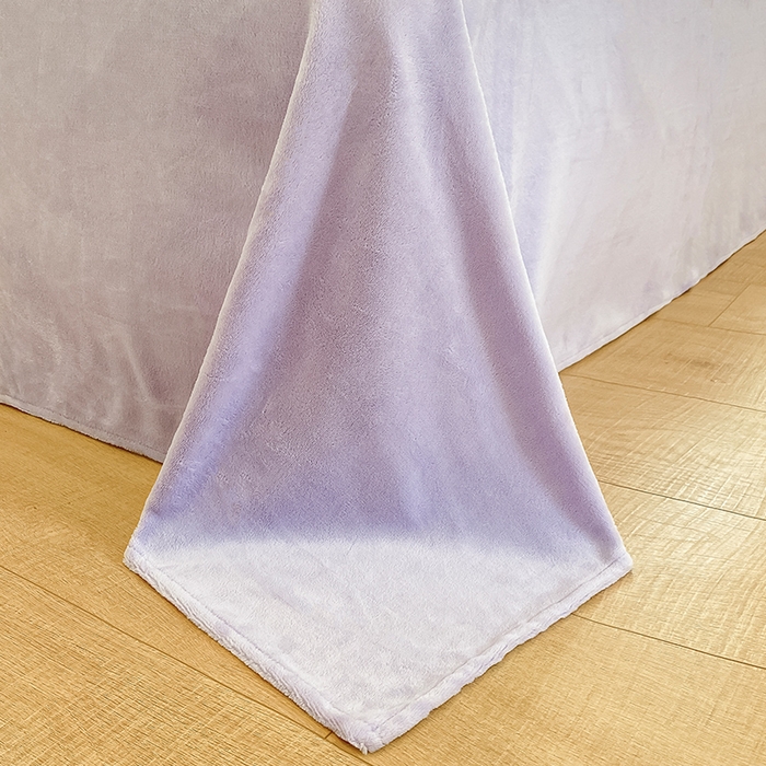 91家纺网 家纺一手货源 找家纺 瑞莱 2025新款A类200克高克重秋冬印花牛奶绒四件套-卡通系列 菱格淡紫