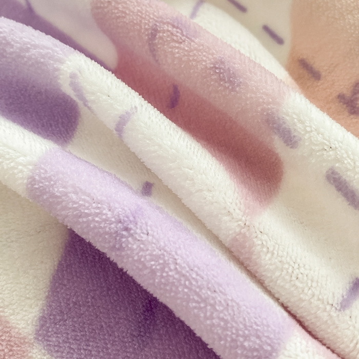 91家纺网 家纺一手货源 找家纺 瑞莱 2025新款A类200克高克重秋冬印花牛奶绒四件套-卡通系列 菱格淡紫