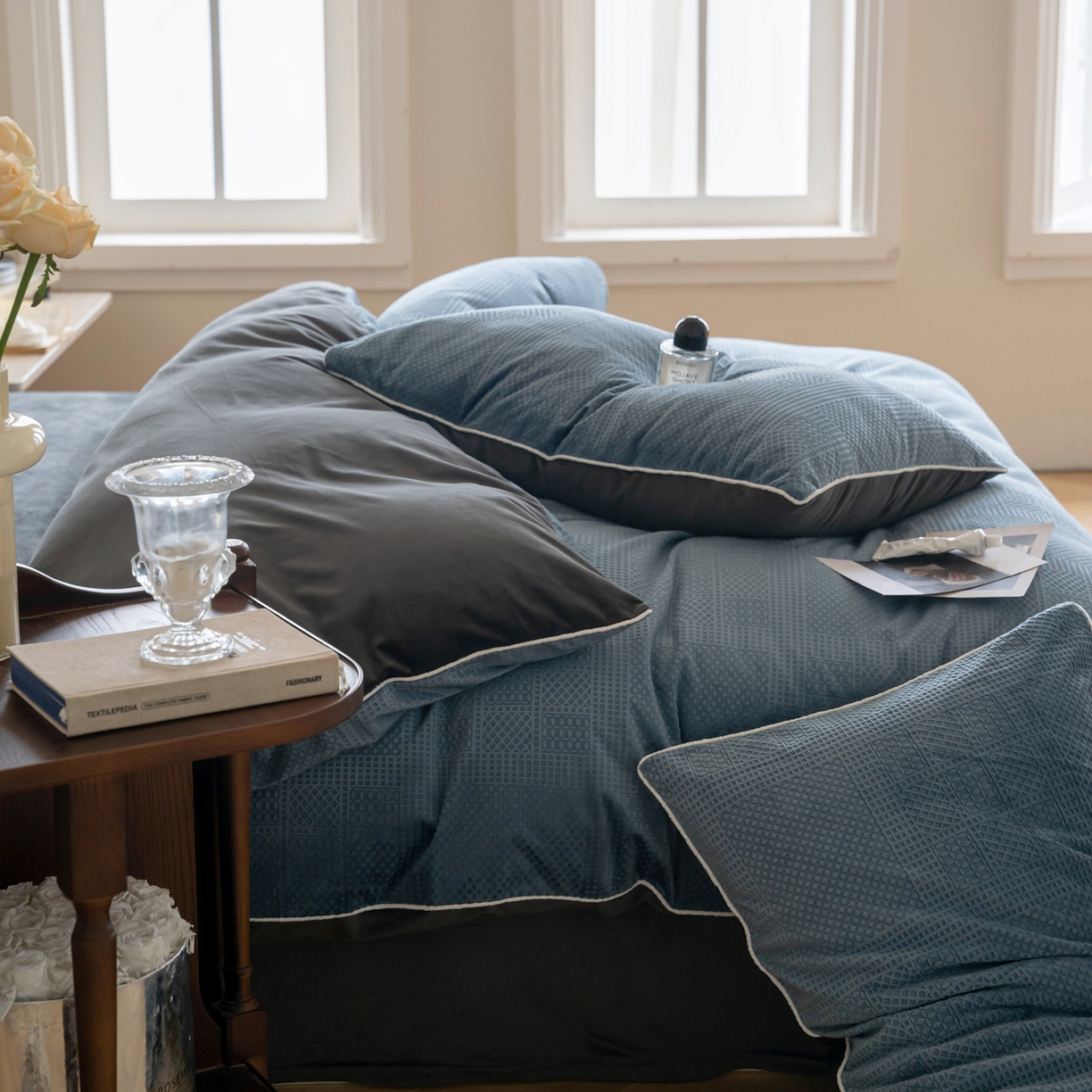 91家纺网 家纺一手货源 找家纺 例外 2025新款210克高克重天鹅绒华夫绒四件套 华夫绒-雾蓝