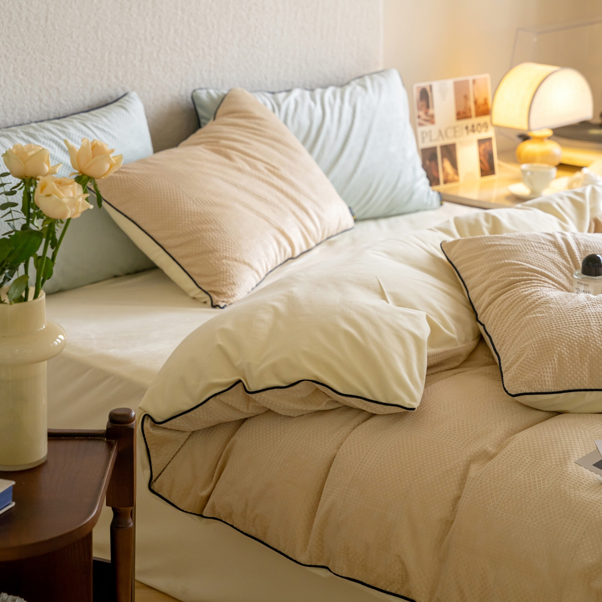 91家纺网 家纺一手货源 找家纺 例外 2025新款210克高克重天鹅绒华夫绒四件套 华夫绒-奶茶