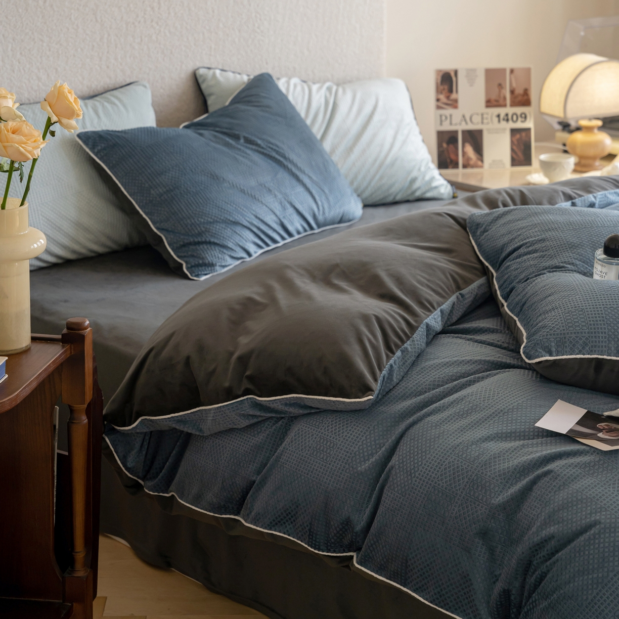 91家纺网 家纺一手货源 找家纺 例外 2025新款210克高克重天鹅绒华夫绒四件套 华夫绒-雾蓝