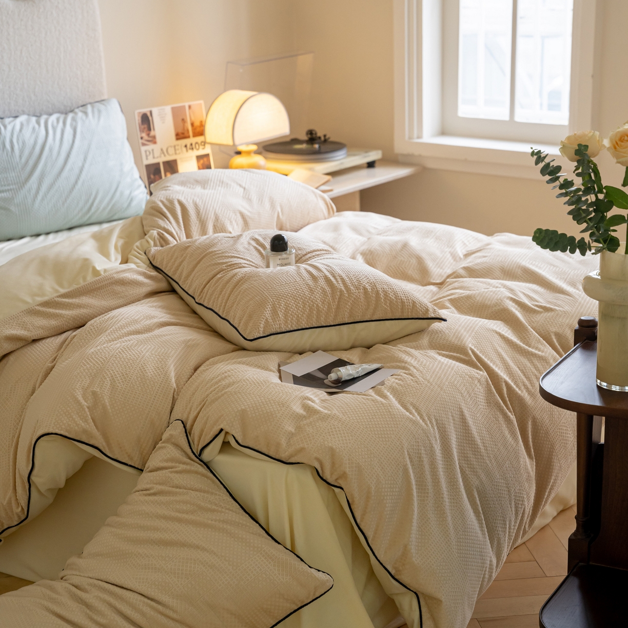 91家纺网 家纺一手货源 找家纺 例外 2025新款210克高克重天鹅绒华夫绒四件套 华夫绒-奶茶