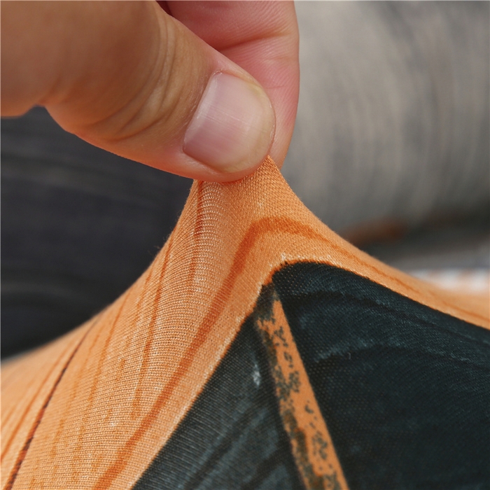 91家纺网 家纺一手货源 找家纺 雅竹家纺 2025新款牛奶丝印花沙发套系列 秋叶