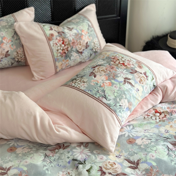 91家纺网 家纺一手货源 找家纺 （总）Sweet dreams甜梦 2025新款全消光数码印花加厚复古碎花牛奶绒四件套-实拍图