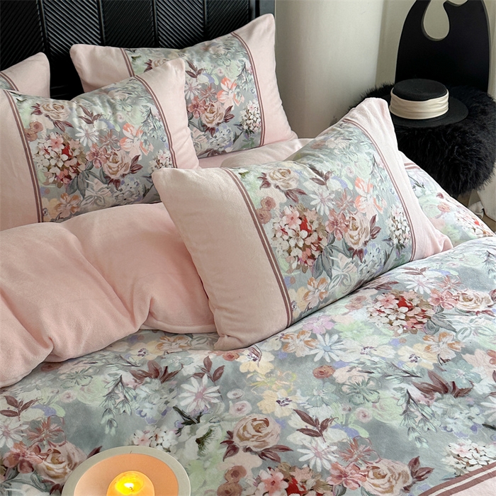 91家纺网 家纺一手货源 找家纺 （总）Sweet dreams甜梦 2025新款全消光数码印花加厚复古碎花牛奶绒四件套-实拍图