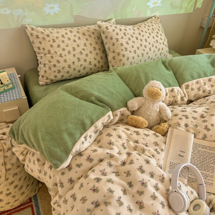 91家纺网 家纺一手货源 找家纺 暖伊家居 2025牛奶绒小布袋四件套 繁花似梦