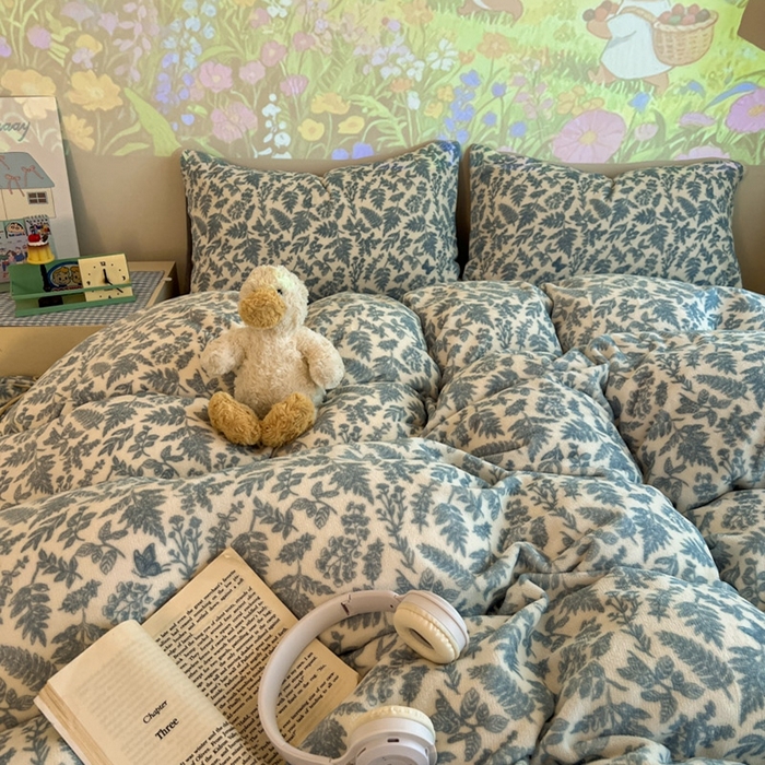 91家纺网 家纺一手货源 找家纺 暖伊家居 2025牛奶绒小布袋四件套 风沙沙