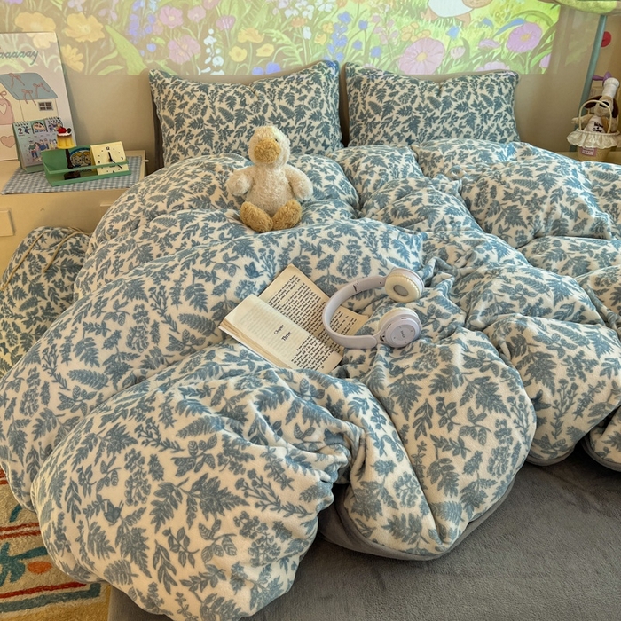 91家纺网 家纺一手货源 找家纺 暖伊家居 2025牛奶绒小布袋四件套 风沙沙