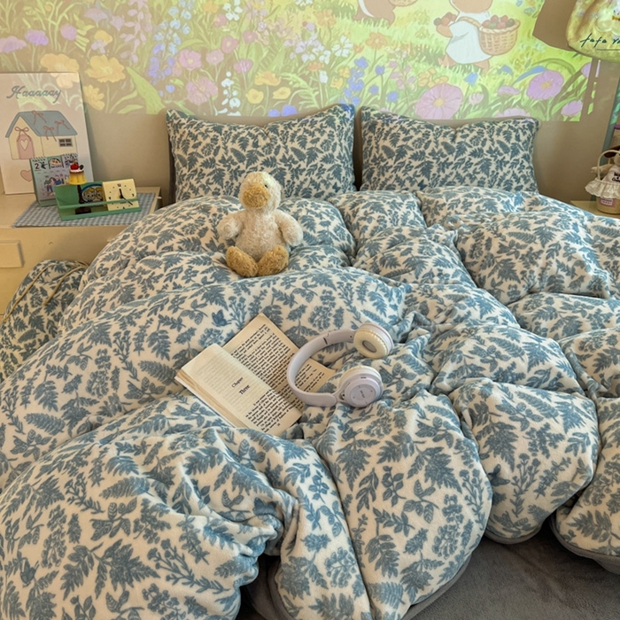 91家纺网 家纺一手货源 找家纺 暖伊家居 2025牛奶绒小布袋四件套 风沙沙