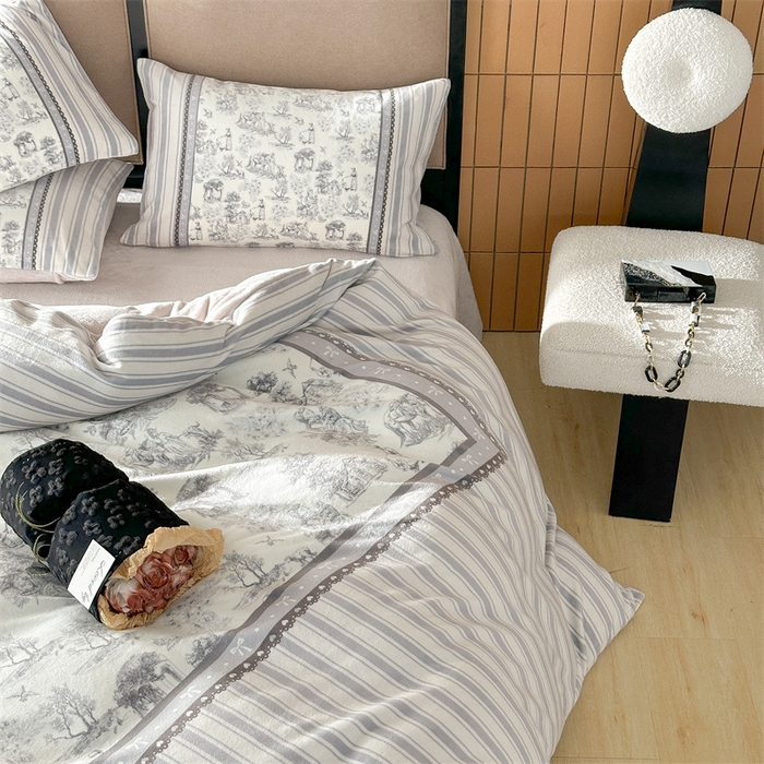 91家纺网 家纺一手货源 找家纺 Sweet dreams甜梦 2025新款数码印花加厚复古碎花牛奶绒四件套-摄影图 莱茵