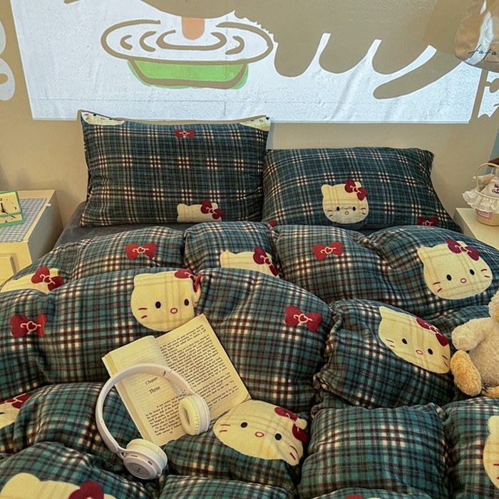 91家纺网 家纺一手货源 找家纺 暖伊家居 2025牛奶绒小布袋四件套 绿格KT