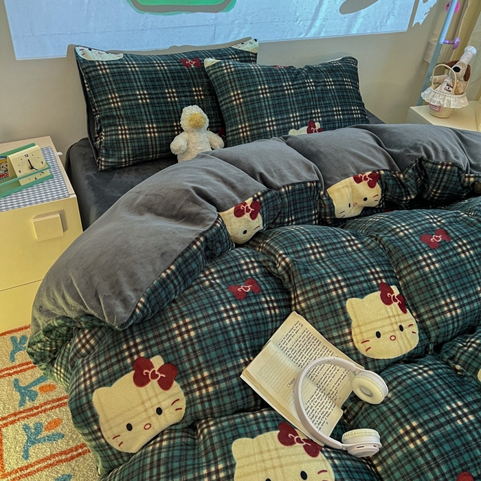 91家纺网 家纺一手货源 找家纺 暖伊家居 2025牛奶绒小布袋四件套 绿格KT