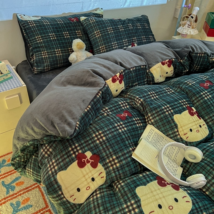 91家纺网 家纺一手货源 找家纺 暖伊家居 2025牛奶绒小布袋四件套 绿格KT