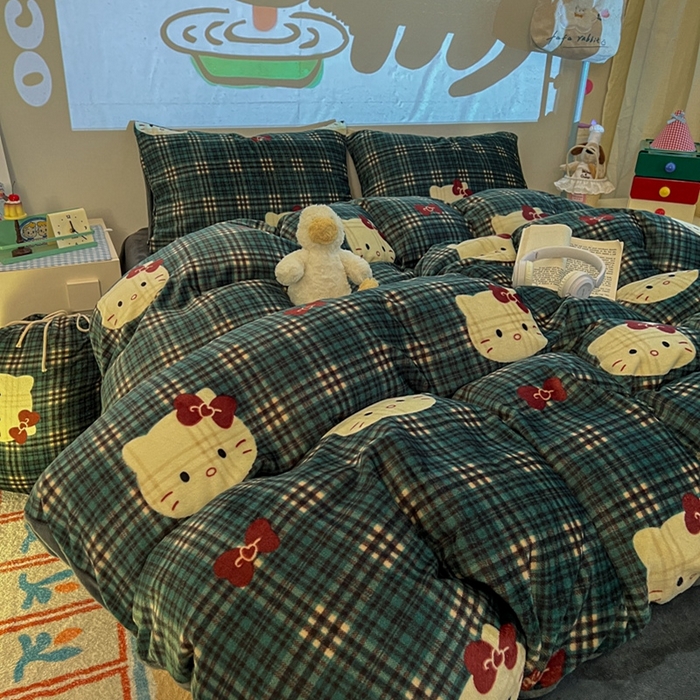 91家纺网 家纺一手货源 找家纺 暖伊家居 2025牛奶绒小布袋四件套 绿格KT