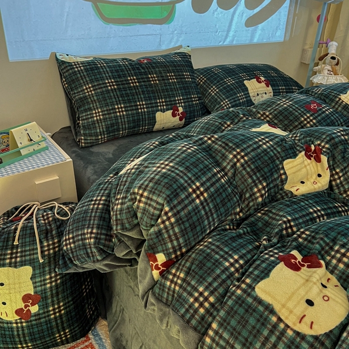 91家纺网 家纺一手货源 找家纺 暖伊家居 2025牛奶绒小布袋四件套 绿格KT