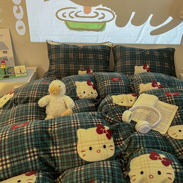 91家纺网 家纺一手货源 找家纺 暖伊家居 2025牛奶绒小布袋四件套 绿格KT