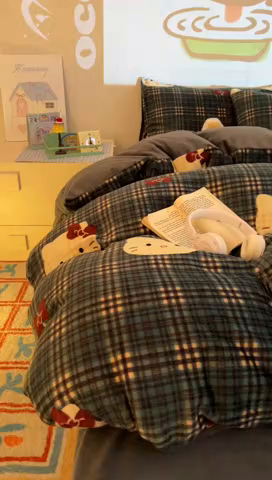 91家纺网 家纺一手货源 找家纺 暖伊家居 2025牛奶绒小布袋四件套 绿格KT