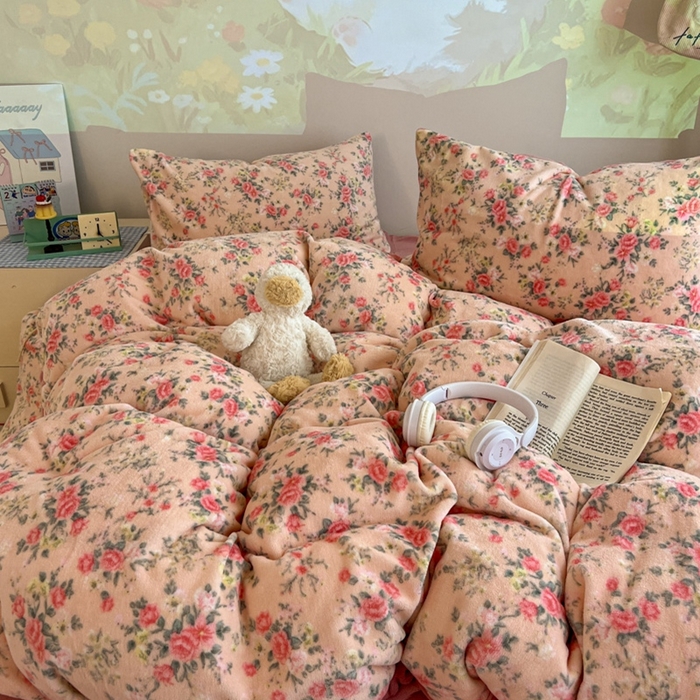 91家纺网 家纺一手货源 找家纺 暖伊家居 2025牛奶绒小布袋四件套 星辰闪烁