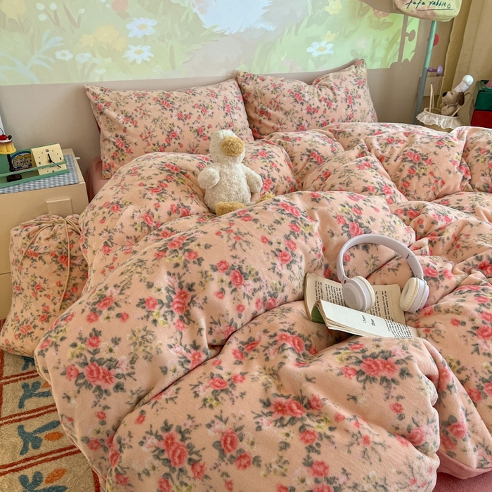 91家纺网 家纺一手货源 找家纺 暖伊家居 2025牛奶绒小布袋四件套 星辰闪烁