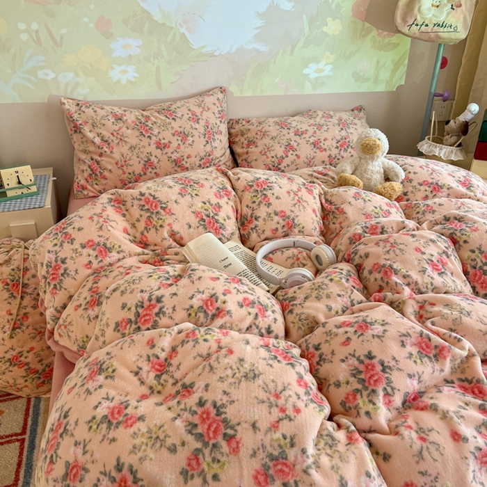 91家纺网 家纺一手货源 找家纺 暖伊家居 2025牛奶绒小布袋四件套 星辰闪烁