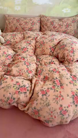 91家纺网 家纺一手货源 找家纺 暖伊家居 2025牛奶绒小布袋四件套 星辰闪烁