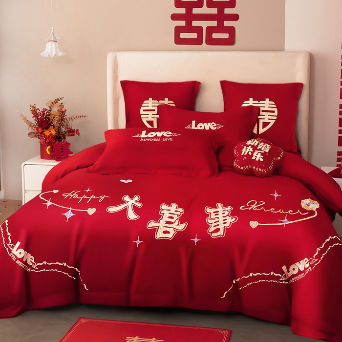 91家纺网 家纺一手货源 找家纺 （总）梵克保罗 2025秋冬新款全棉绣花婚庆四件套六件套靠垫