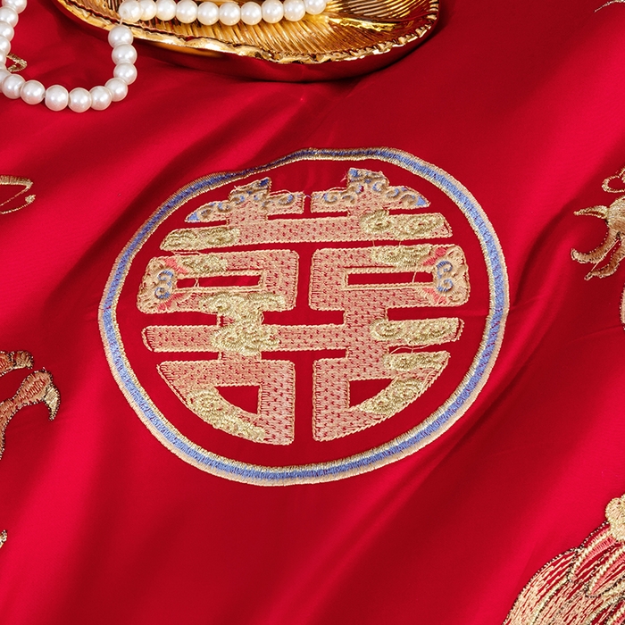 91家纺网 家纺一手货源 找家纺 （总）梵克保罗 2025秋冬新款全棉绣花婚庆四件套六件套靠垫