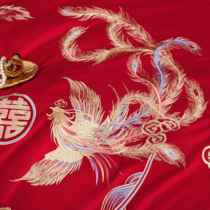 91家纺网 家纺一手货源 找家纺 （总）梵克保罗 2025秋冬新款全棉绣花婚庆四件套六件套靠垫