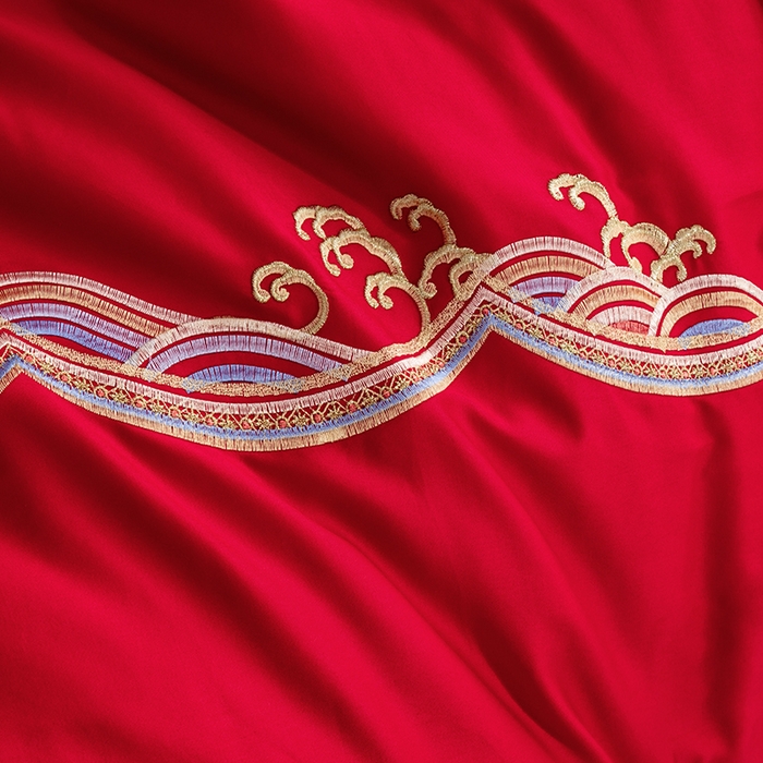 91家纺网 家纺一手货源 找家纺 梵克保罗 2025秋冬新款全棉绣花婚庆四件套六件套靠垫 棉7流苏大龙凤