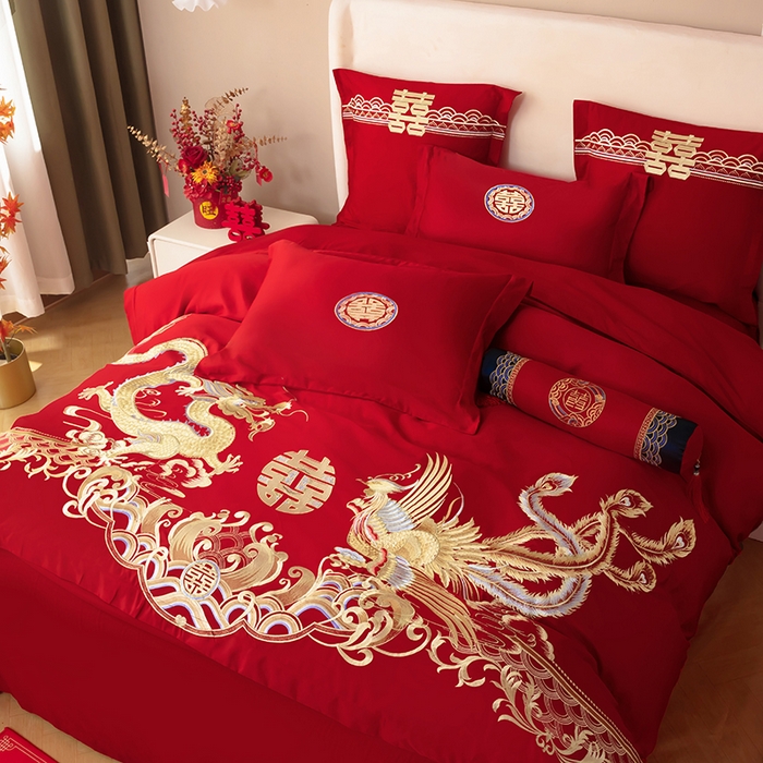 91家纺网 家纺一手货源 找家纺 梵克保罗 2025秋冬新款全棉绣花婚庆四件套六件套靠垫 棉龙凤呈祥