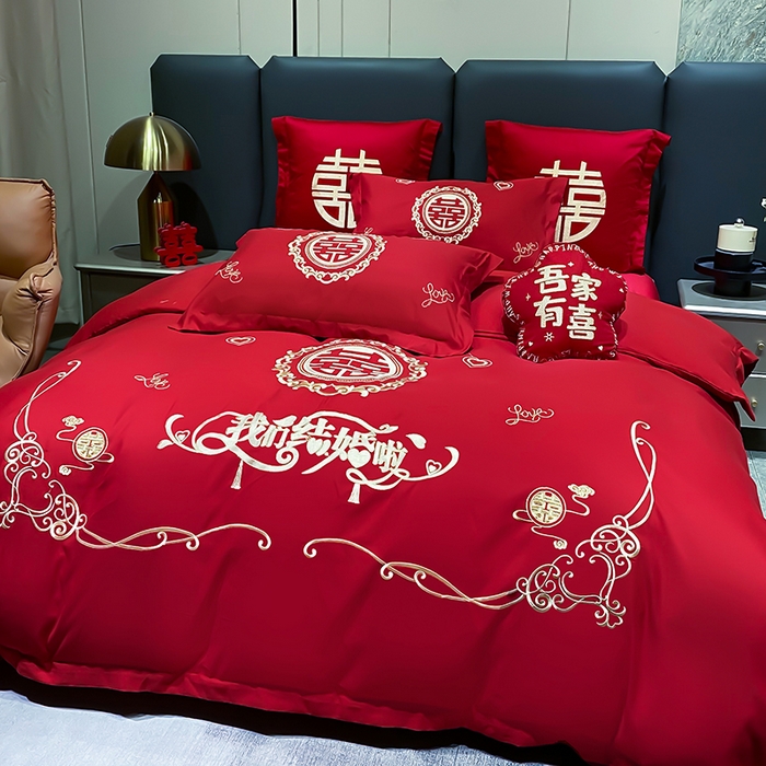 91家纺网 家纺一手货源 找家纺 梵克保罗 2025秋冬新款全棉绣花婚庆四件套六件套靠垫 棉我们结婚吧